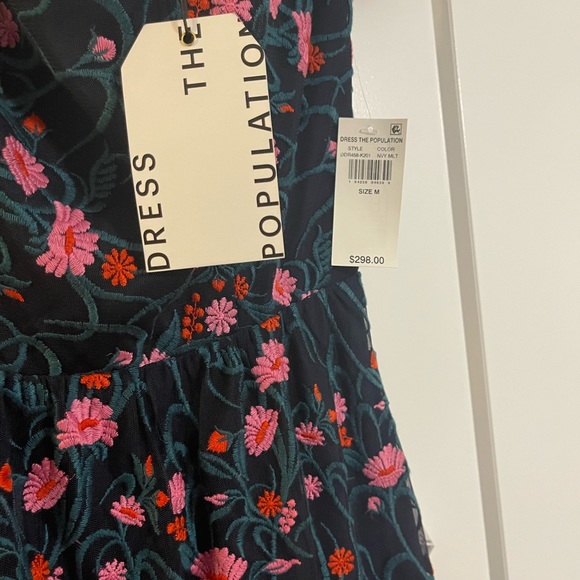 Sold out! Dress the Population River Embroidered Floral Off The Shoulder Dress - Picture 3 of 4